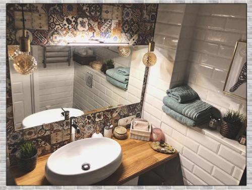 Небольшая ванная комната. 03