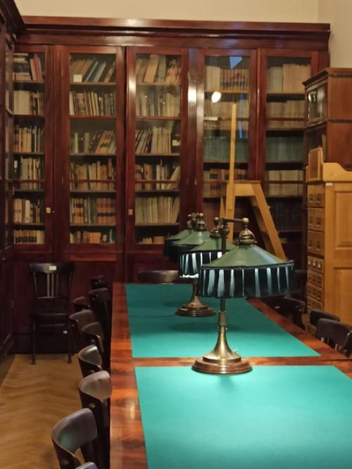 Этот визит в Петербург прошёл у меня под флером модерна начала прошлого века. 02