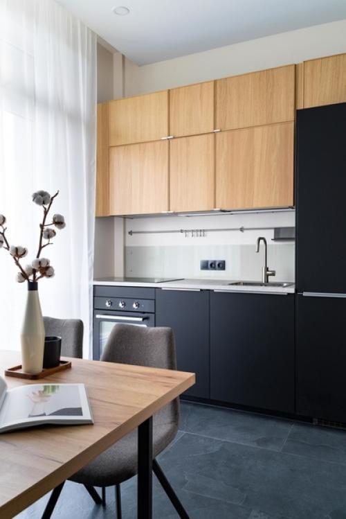 Квартира 38 м в оттенках графита: проект студии 1+1 ч. 2. 01