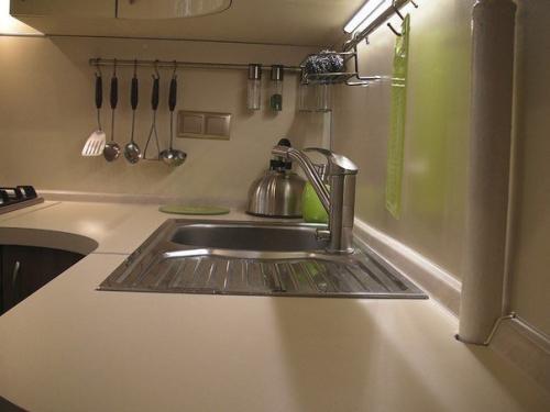 У кого тут тоже маленькая кухня? 03