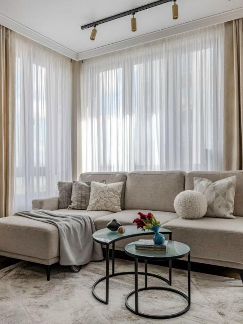 Дизайнер женя Николаева рассказывает, как создать интерьер, который выглядит цельным, но при этом имеет свои характерные штрихи в каждой зоне. 03