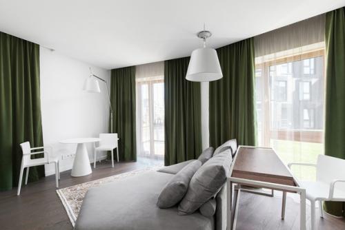 Строгий интерьер квартиры 56 кв. 03