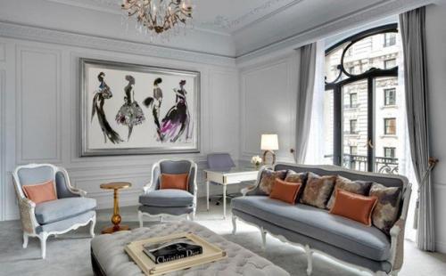 Номер - люкс от Диор - St. 02