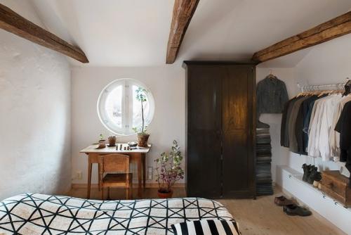 Интерьер недели.   Квартира в Стокгольме на мансардном этаже. 05