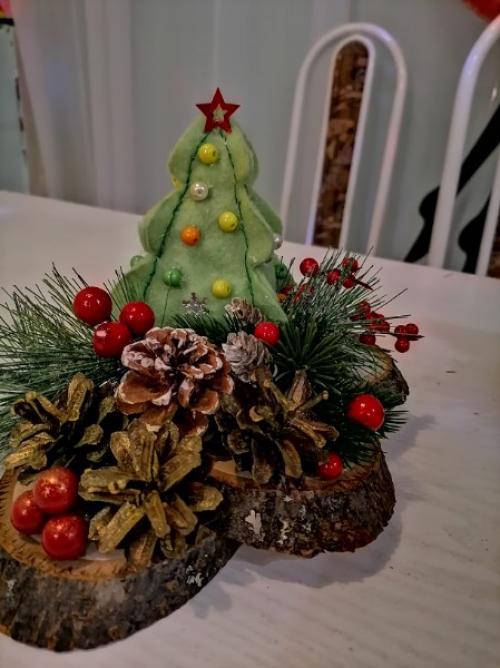 Декоративная фетровая ёлочка. 04