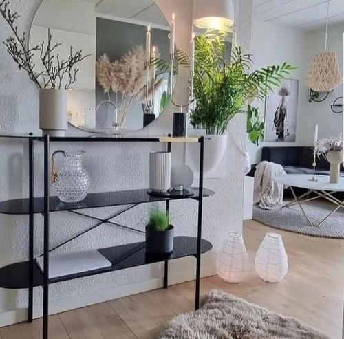 Просторная квартира. В современном стиле. 01