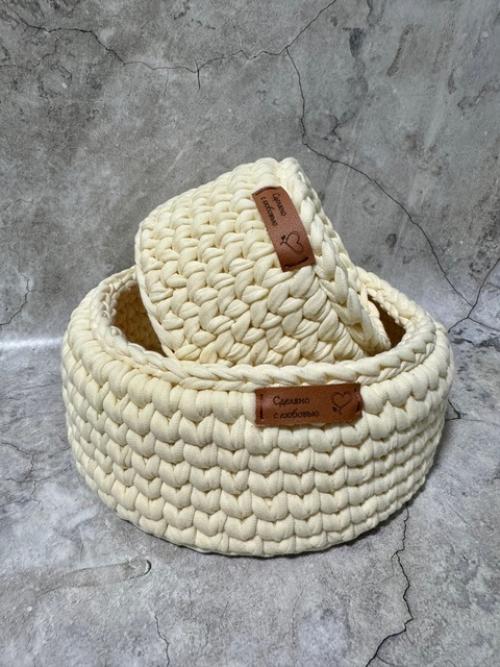 Хочу предоставить вашему вниманию вязанные корзинки из трикотажной пряжи данные корзинки подойдут под любой интерьер, уберут визуальный шум. 02