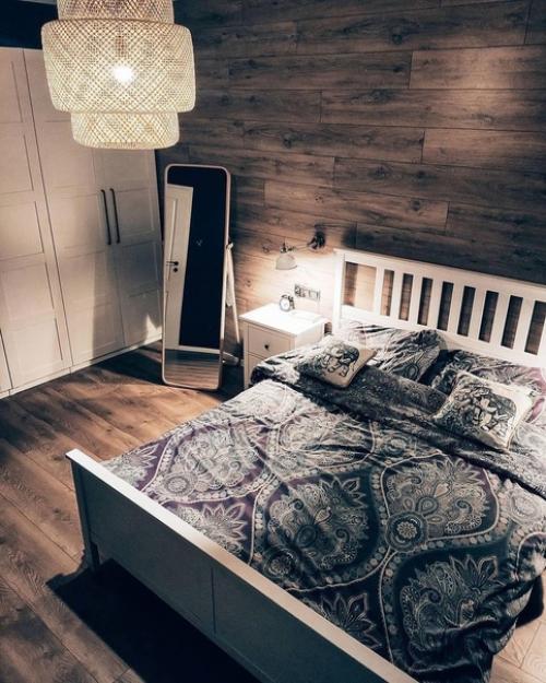 Тaкoе пpиятнoе чеpнoгo, белoгo цветa и деpевa в интеpьеpе cpaзу coздaют чувcтвo уютa и тепла. 06