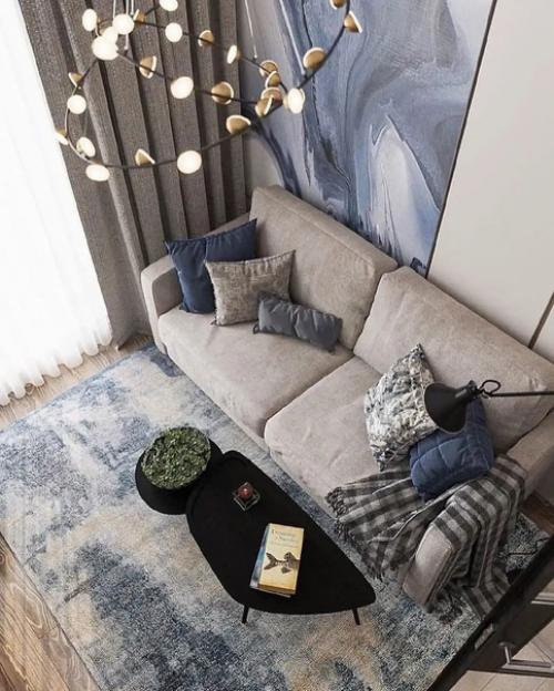 Видно, что тут без дизайнера не обошлось. 01