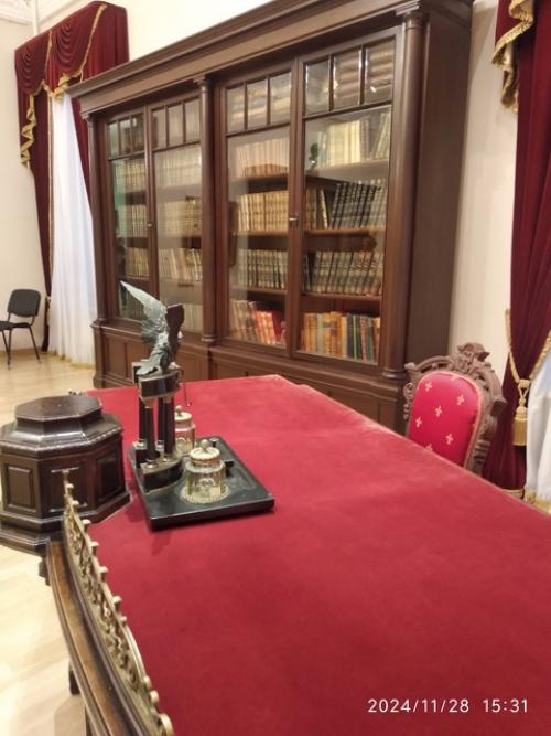 Елки начинаются. Ещё не закончился ноябрь, в все уже напоминает о приближении нового года! 03