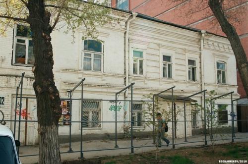 Солнце, Аревик, циферблат, армянские лучи - как только не называют это клеймо в народе. 02