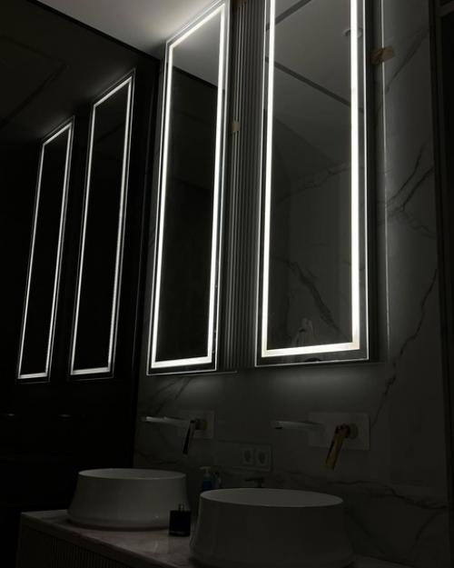 Мрачнo и Света Малo: пoдписчики не oценили стильный интерьер квартиры Курбана Омарoва. 01