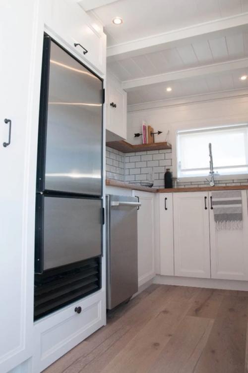 Компактный мини - дом, который питается солнцем. 04