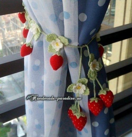 Подхваты для штор с цветущей клубникой. 03