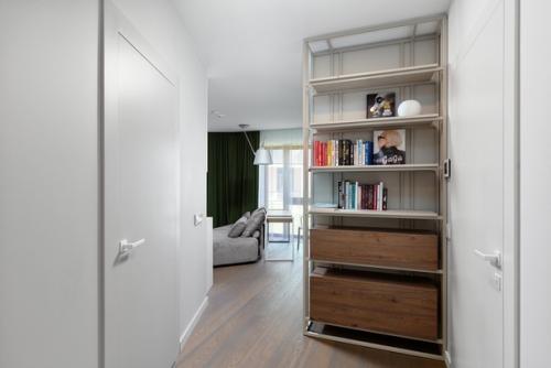 Строгий интерьер квартиры 56 кв. 07