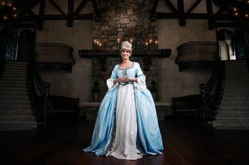 Фотограф моделей с их мамами в образах диснеевских принцесс снял. 07