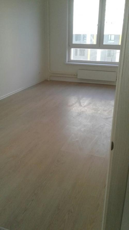 - Сегодня праздник у Димона, попал в свой новый домик он. 08