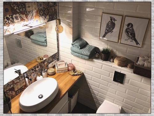 Небольшая ванная комната. 04