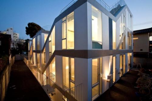 Многоквартирный дом в Японии. 02