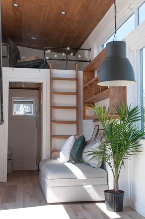 Компактный мини - дом, который питается солнцем. 07