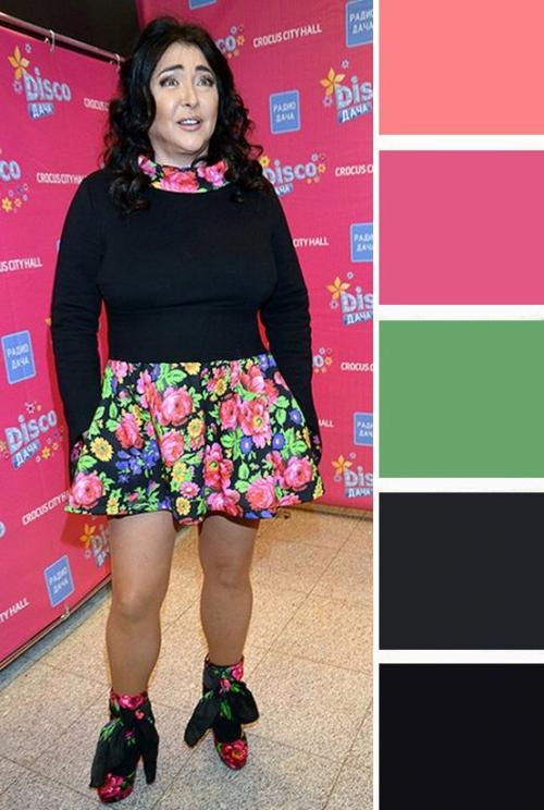 Ярко-розовый - это самый опасный цвет для красной дорожки, настоящая ловушка для российских звезд.