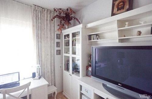 Просторная квартира. В белом цвете. 09