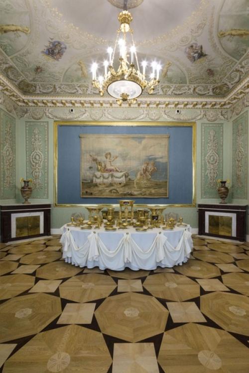 Мы продолжаем рассказывать об истории и архитектуре главного штаба. 02