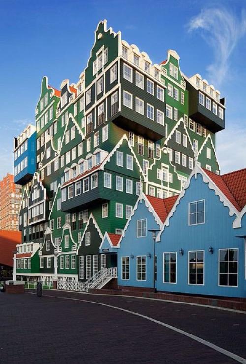 Необычные отели.  Сказочный отель заандам. 01