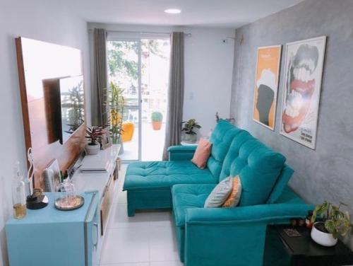 К сожалению не каждый из нас может похвастаться большими гостиными.