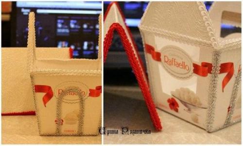 Новогодний домик из коробки Raffaello. 05