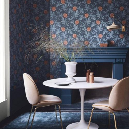 Пока буржуазный стиль становится популярен в одежде, в интерьерах тоже прослеживается мода на старину. 06