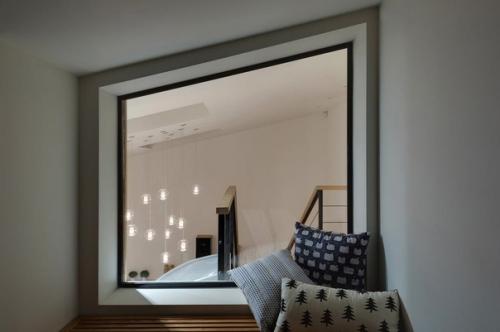 Стильная двухуровневая квартира. 04