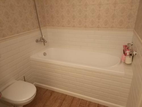 Часть вторая.  Ванная. 04