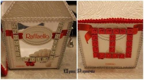 Новогодний домик из коробки Raffaello. 07