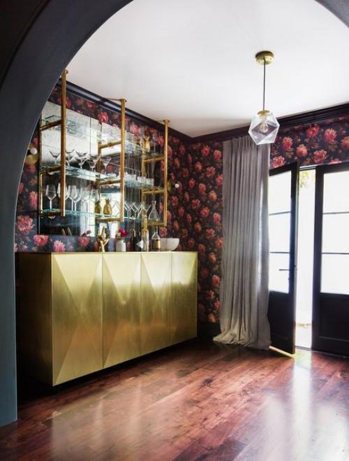 Внутри нового дома звезды Милых Обманщиц шей Митчелл. 05