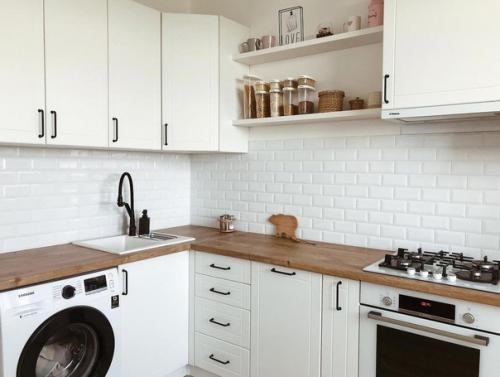 Преображение кухни. Основной цвет - белый. 03