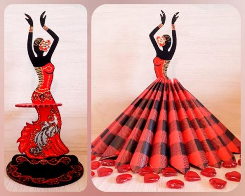 Салфетницы в образе элегантных дам отлично впишутся в интерьер любой кухни! 06