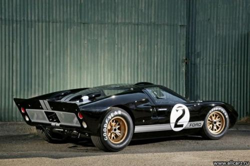 Ford GT: назад в будущее. 01