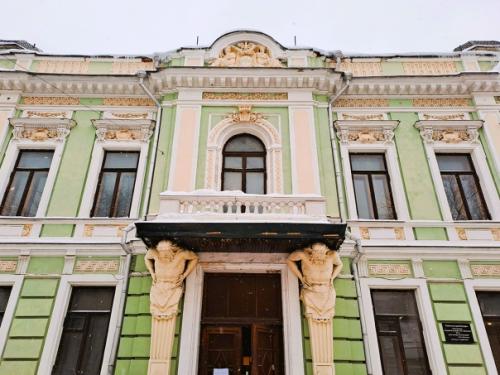 Последние часы выставки современного искусства в особняке Морозовых. 04