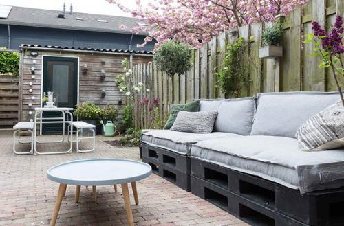 Пастельные оттенки могут стать прекрасным акцентом к спокойному нейтральному интерьеру. 02