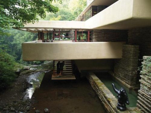 Дом над Водопадом штат пенсильвания, США. 02