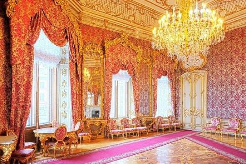 Князья белосельские - белозерские род свой вели аж от Рюрика и богаты были баснословно. 07