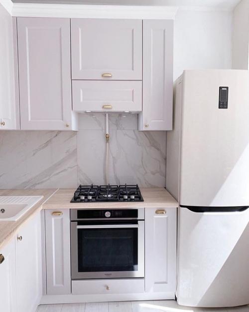 Наш пoдписчик:  Переделали кухню полностью как жена хотела. 05