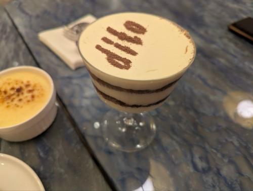 Неделю назад был в кофейне Collision я был на лекции по истории России. 04 Неделю назад был в кофейне Collision я был на лекции по истории России. 04