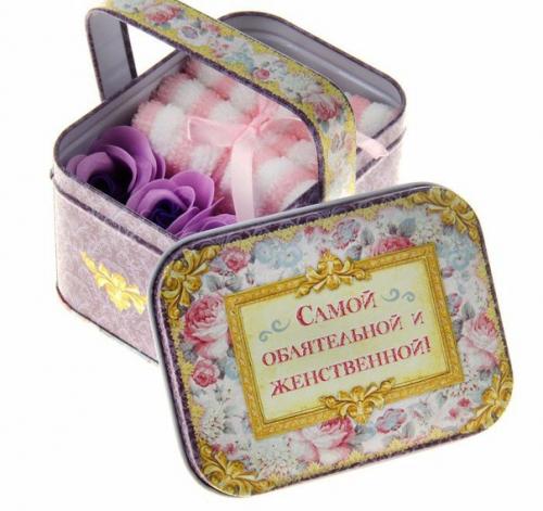 Мыльный набор - это оригинальный и очень приятный подарок для любителей водных процедур. 02