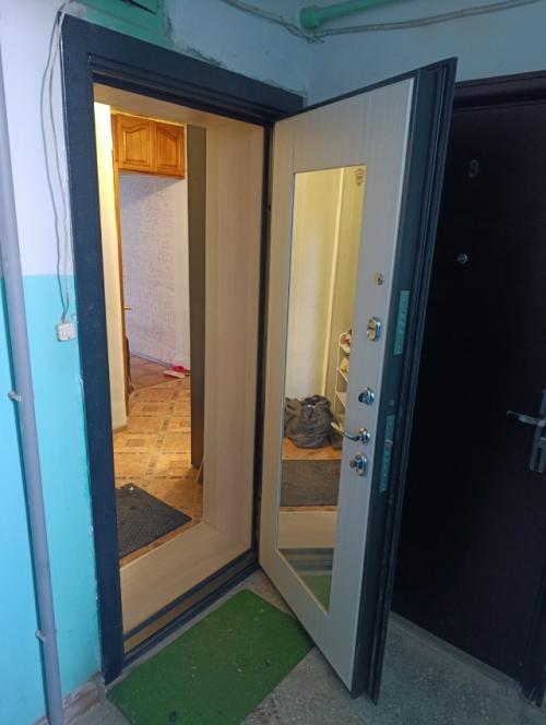 Эту неделю мы с установки сейф двери начали. 01