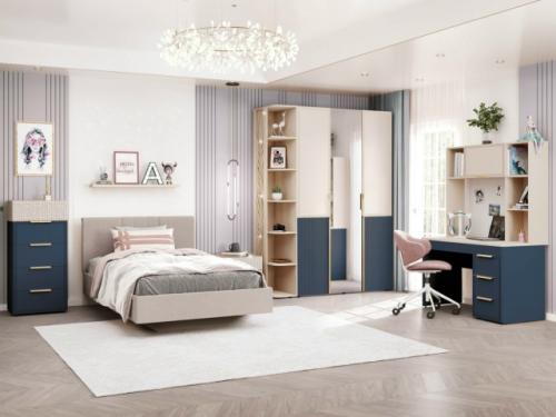 Иногда большая перестановка в доме с одного небольшого комода начинается. 01