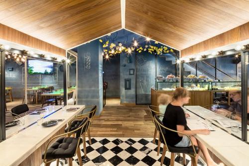 Часть 1. ресторан Лионеля месси в Барселоне. 05