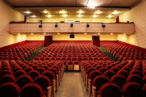 Подарок драмтеатру от русала. 01