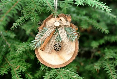 Календарьнг. Как украсить квартиру к новому году. 04